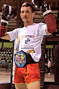 Ever 'El Dragon Blanco' Salgado